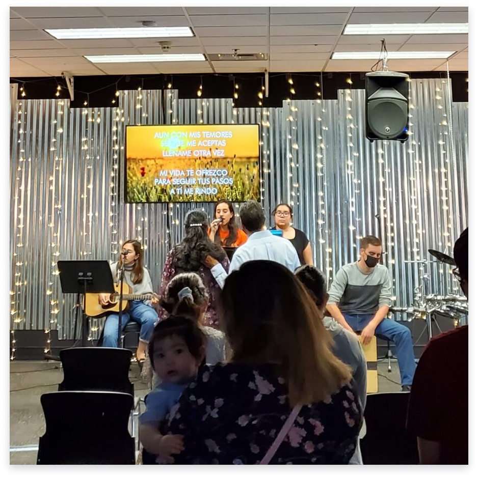 ¿hay servicios en español?